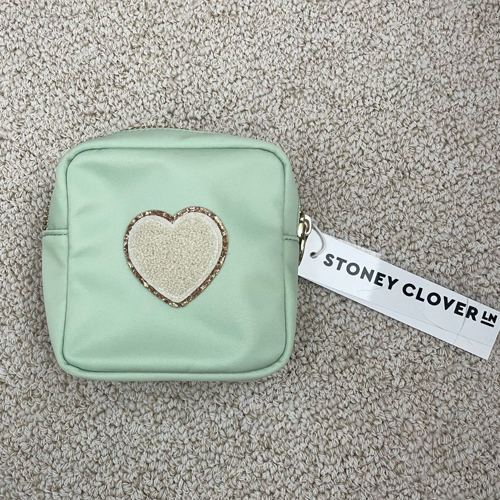 Stoney Clover Lane NWT 💚 Mini pistachio Pouch with heart